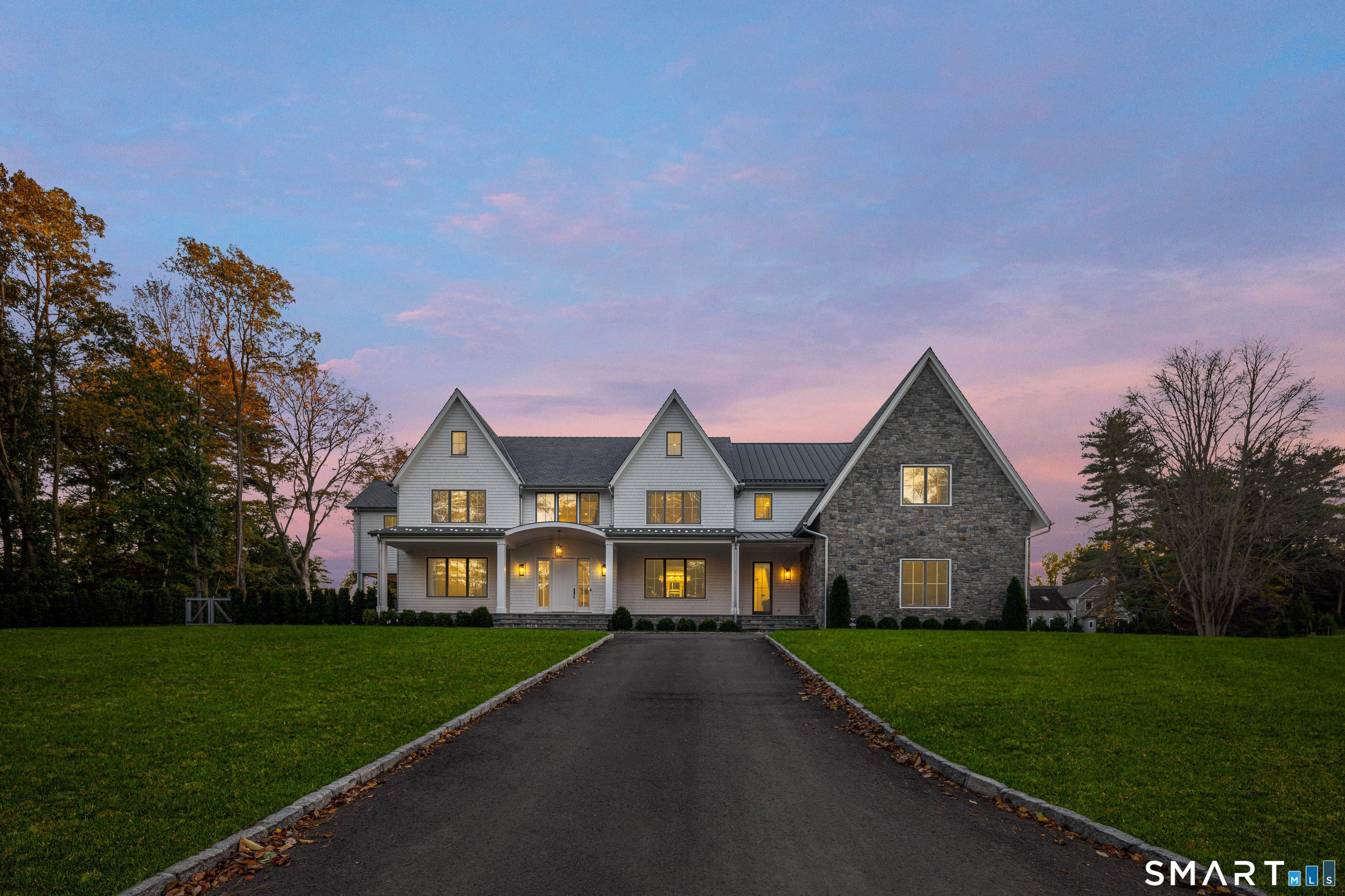 28 Old Farm Road Darien, CT 06820 - Photo 2 of 40