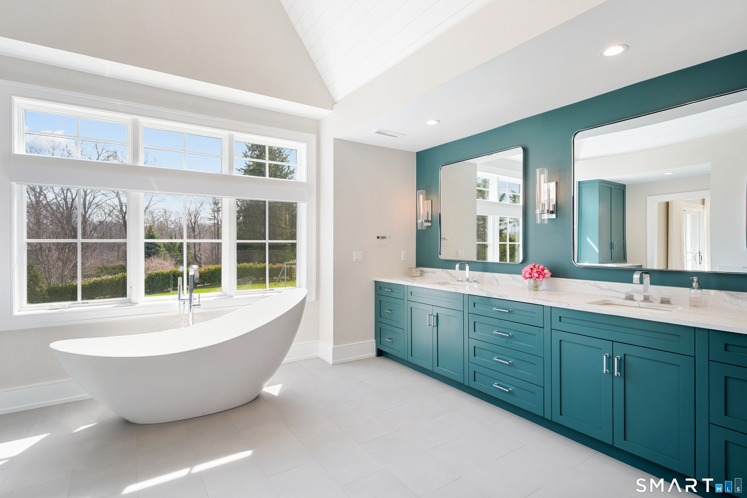 28 Old Farm Road Darien, CT 06820 - Photo 26 of 40