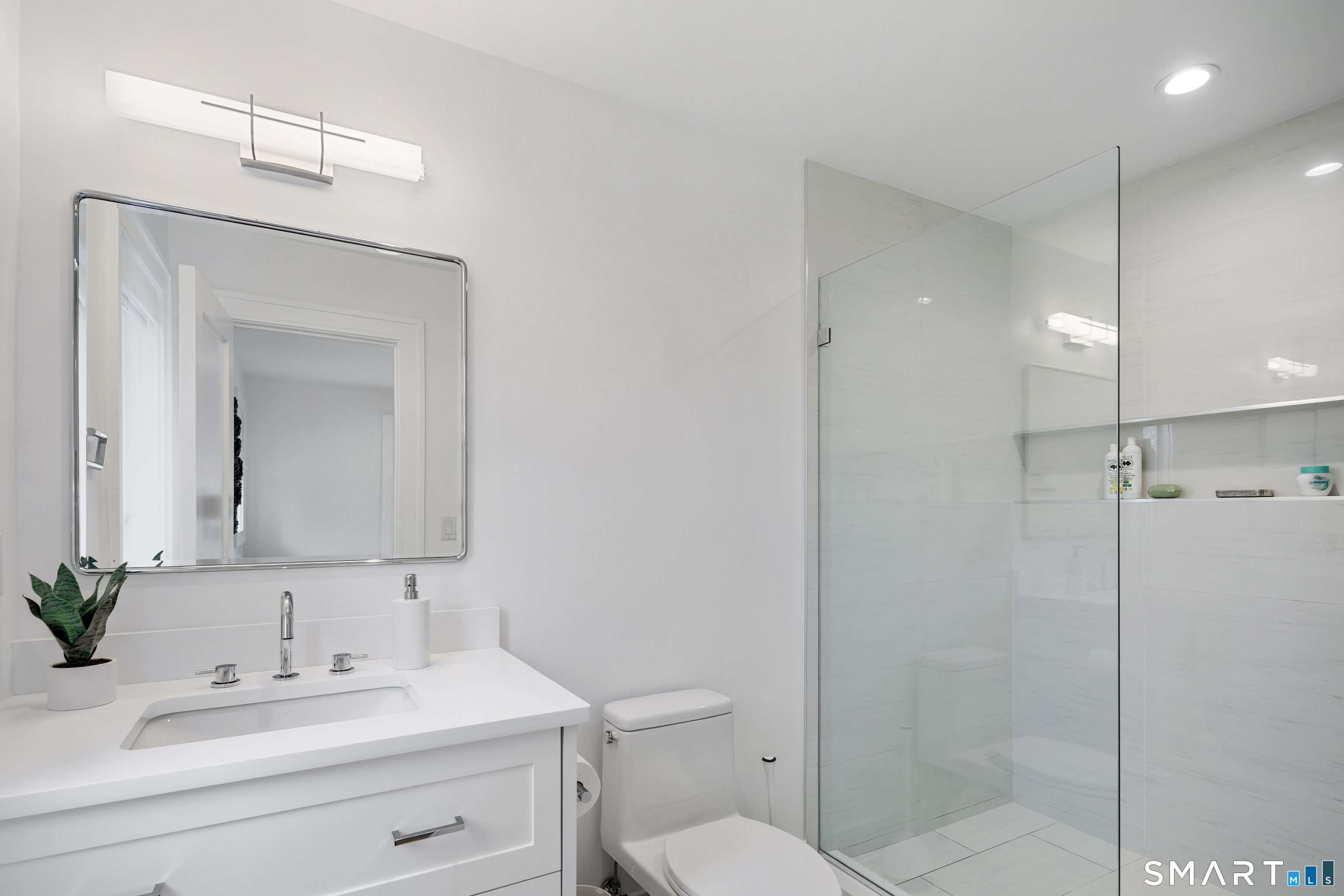 28 Old Farm Road Darien, CT 06820 - Photo 30 of 40