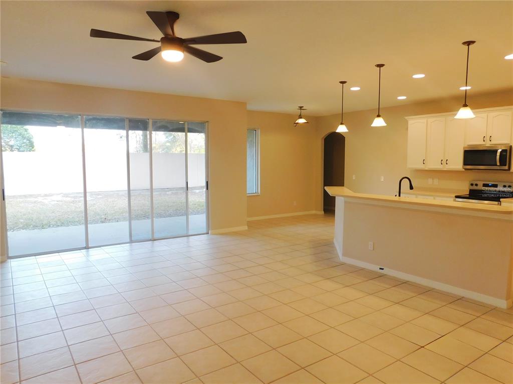 12902 Cattail Shore Lane Riverview, FL 33579 - Photo 11 of 46