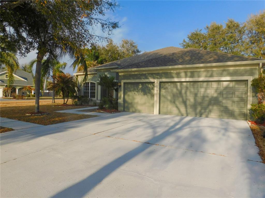 12902 Cattail Shore Lane Riverview, FL 33579 - Photo 3 of 46