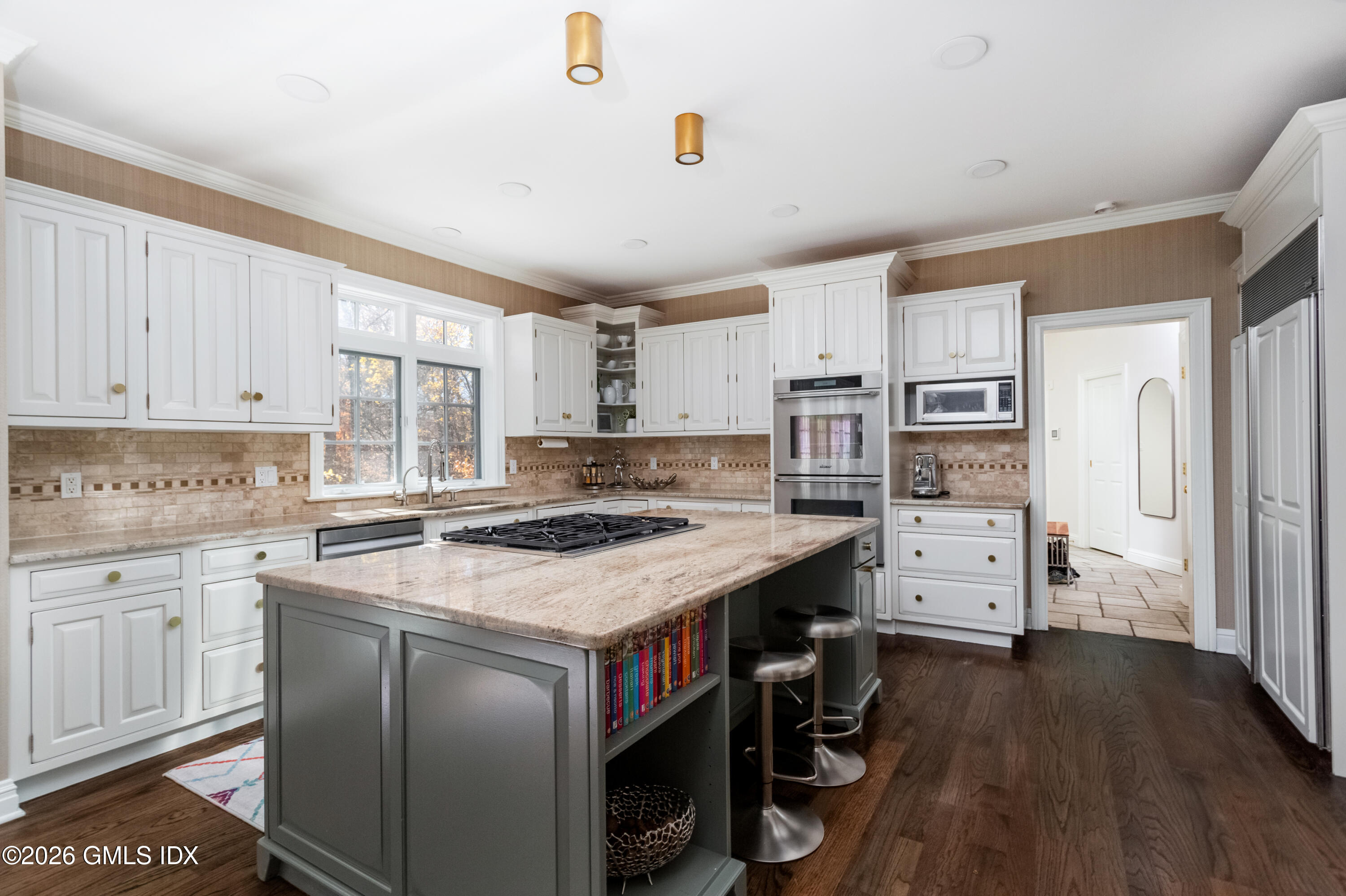 125 Barn Hill Road Greenwich, CT 06831 - Photo 12 of 40 BarnHill_029