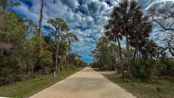 $80,000 | 681 East Pine Avenue, Eastpoint, FL 32328