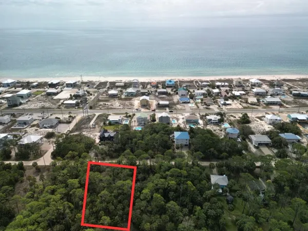 $80,000 | 681 East Pine Avenue, Eastpoint, FL 32328