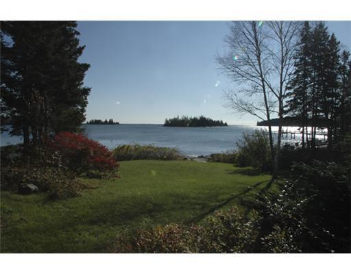 160 States Point Road Tenants Harbor, ME 04860 - Photo 12 of 18 View.