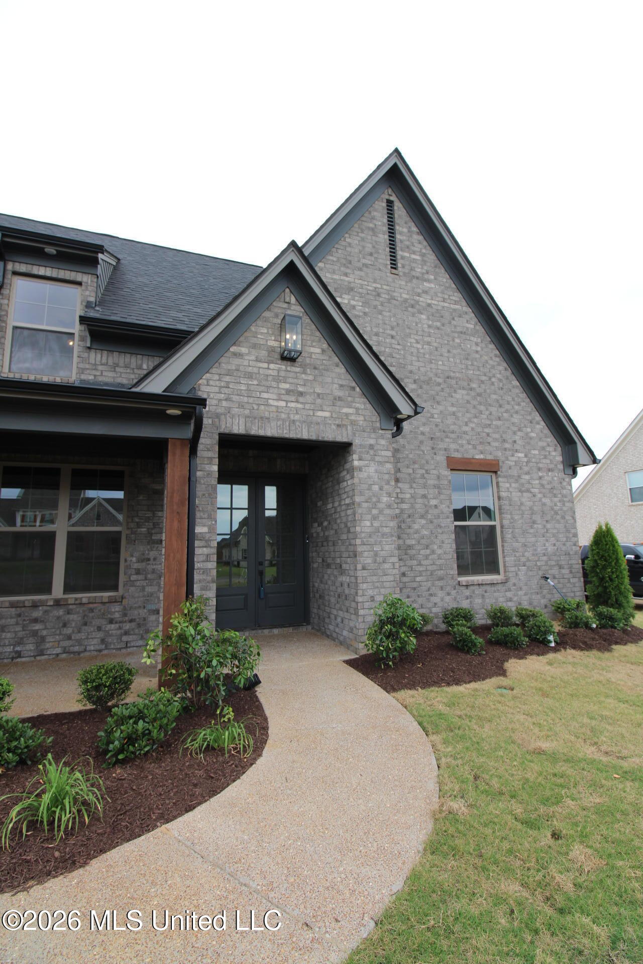 4232 Brooke Drive Nesbit, MS 38651 - Photo 2 of 8 IMG_0295