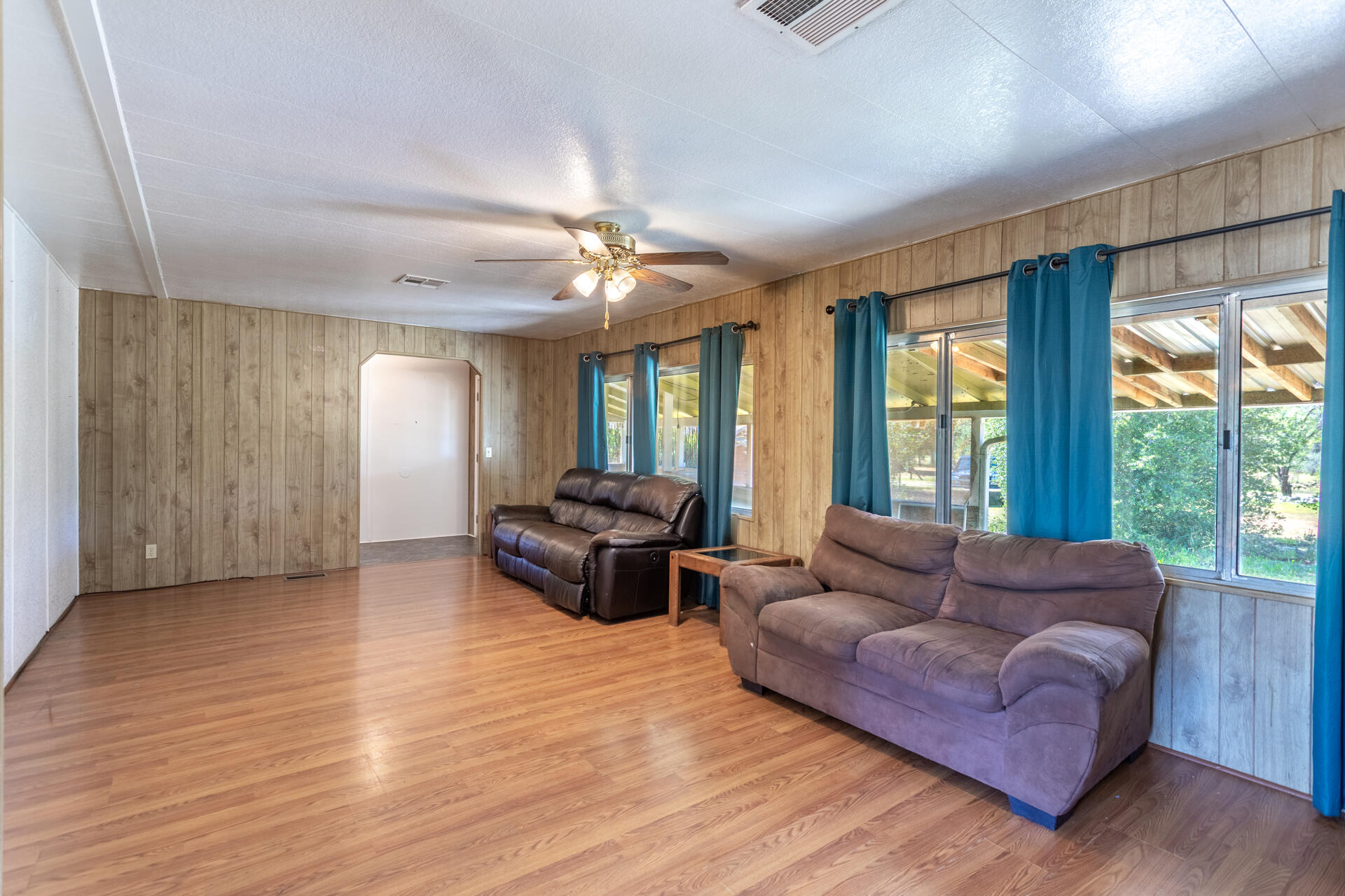 6329 Oak Street Anderson, CA 96007 - Photo 20 of 39 MH_LivingRoom.IMG_9017-HDR