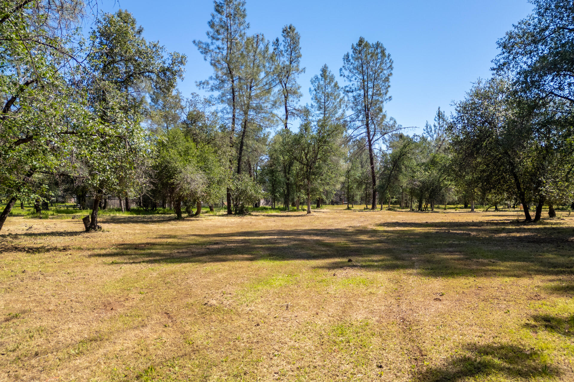 6329 Oak Street Anderson, CA 96007 - Photo 33 of 39 Property