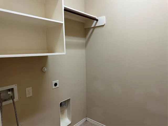 $2,200 | 5526 Stoneridge Court, Rosenberg, TX 77471