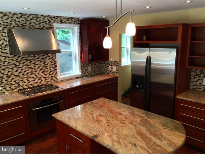 646 North Valley Forge Road Devon, PA 19333 - Photo 3 of 14