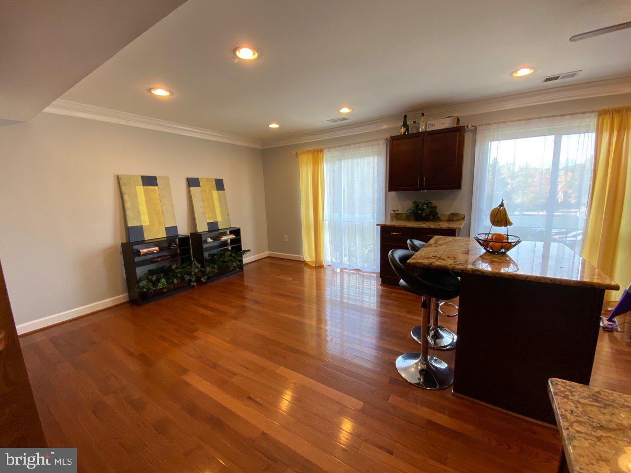 8080 Tributary Court Springfield, VA 22153 - Photo 7 of 25 Gallery Image 7