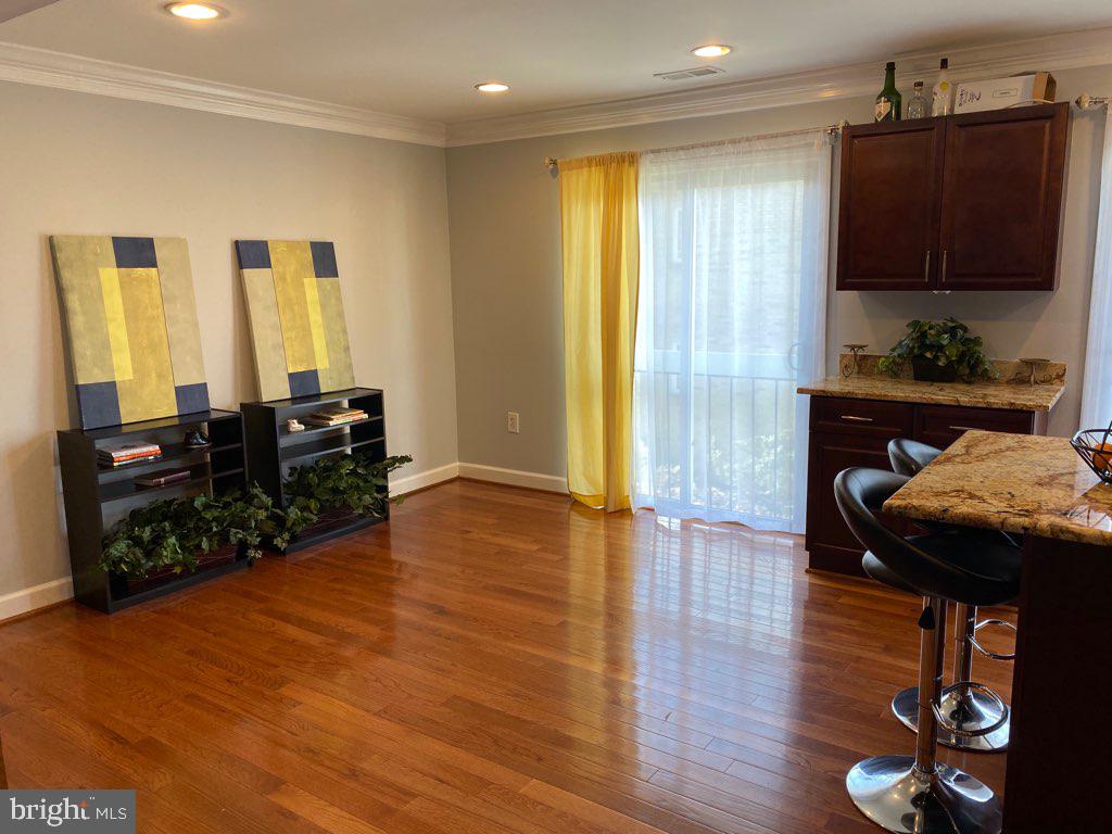 8080 Tributary Court Springfield, VA 22153 - Photo 8 of 25 Gallery Image 8