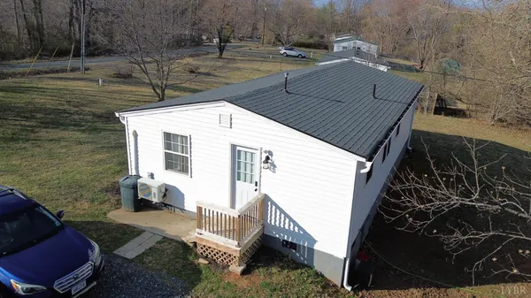 $215,000 | 182 Shelter Lane, Amherst, VA 24521