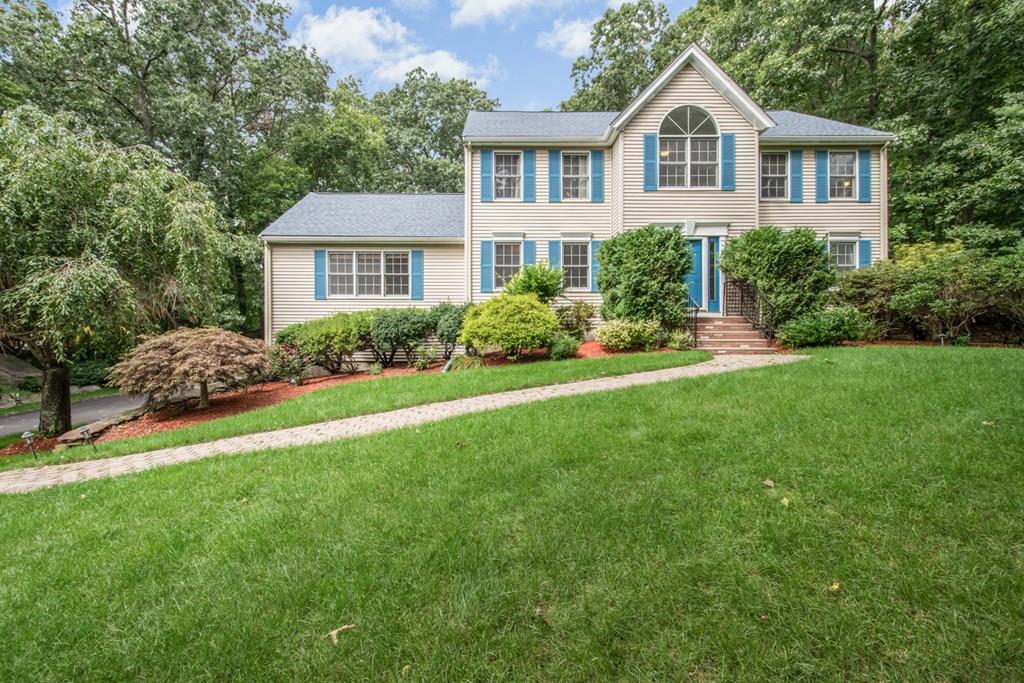 42 Woodstone Road Northborough, MA 01532 - Photo 2 of 42 Gallery Image 2
