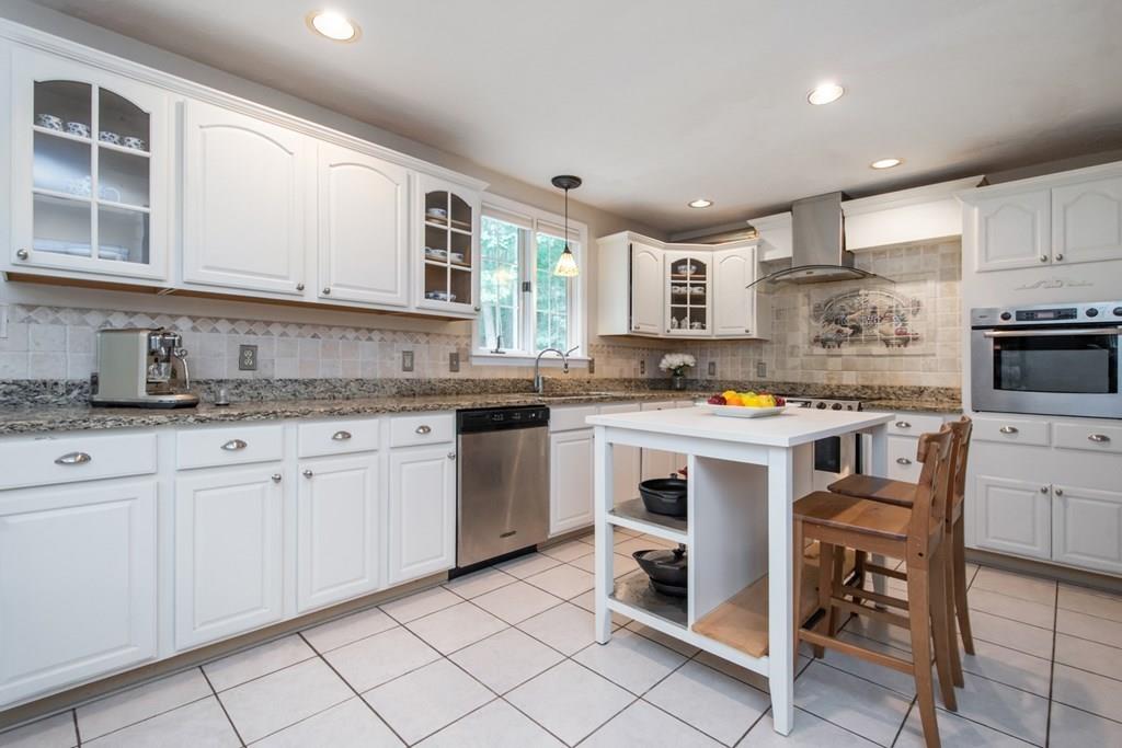42 Woodstone Road Northborough, MA 01532 - Photo 5 of 42 Gallery Image 5