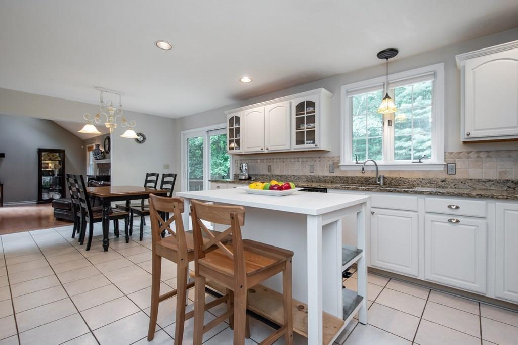 42 Woodstone Road Northborough, MA 01532 - Photo 7 of 42 Gallery Image 7