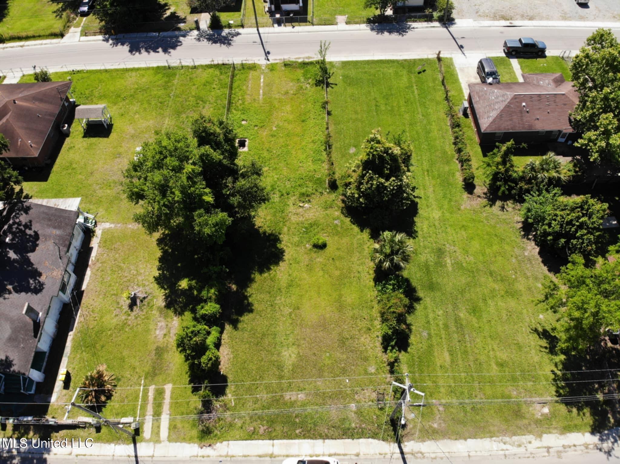 Tbd Reynoir Street Biloxi, MS 39530 - Photo 4 of 5 cd35f7ce-73c6-4e74-922e-36ec42279c23