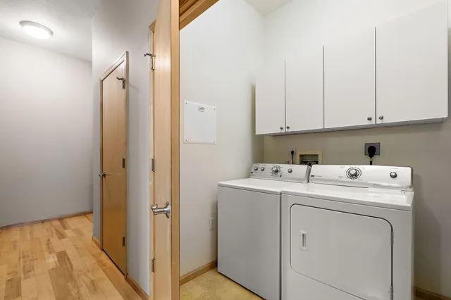 $2,200 | 270 4th Street East, Unit 409, St. Paul, MN 55101