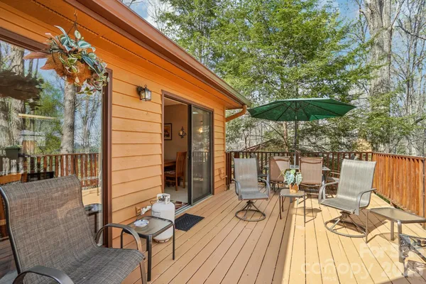 $269,000 | 409 Whitney Boulevard, Lake Lure, NC 28746