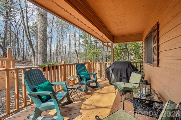 $269,000 | 409 Whitney Boulevard, Lake Lure, NC 28746