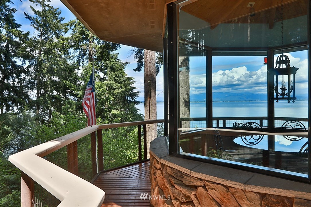 2966 Strawberry Point Road Oak Harbor, WA 98277 - Photo 14 of 39 Gallery Image 14