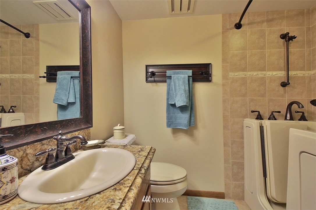 2966 Strawberry Point Road Oak Harbor, WA 98277 - Photo 28 of 39 Gallery Image 28