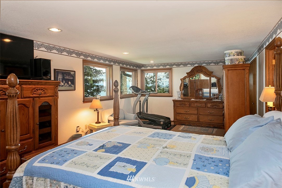 2966 Strawberry Point Road Oak Harbor, WA 98277 - Photo 30 of 39 Gallery Image 30