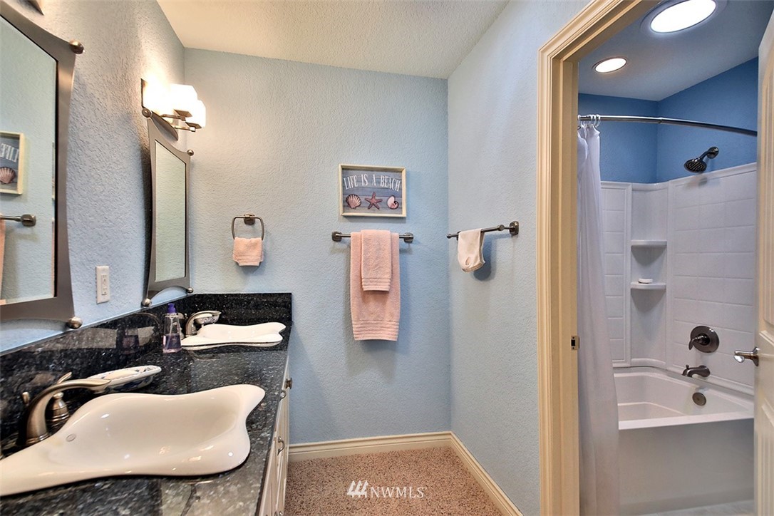 2966 Strawberry Point Road Oak Harbor, WA 98277 - Photo 36 of 39 Gallery Image 36
