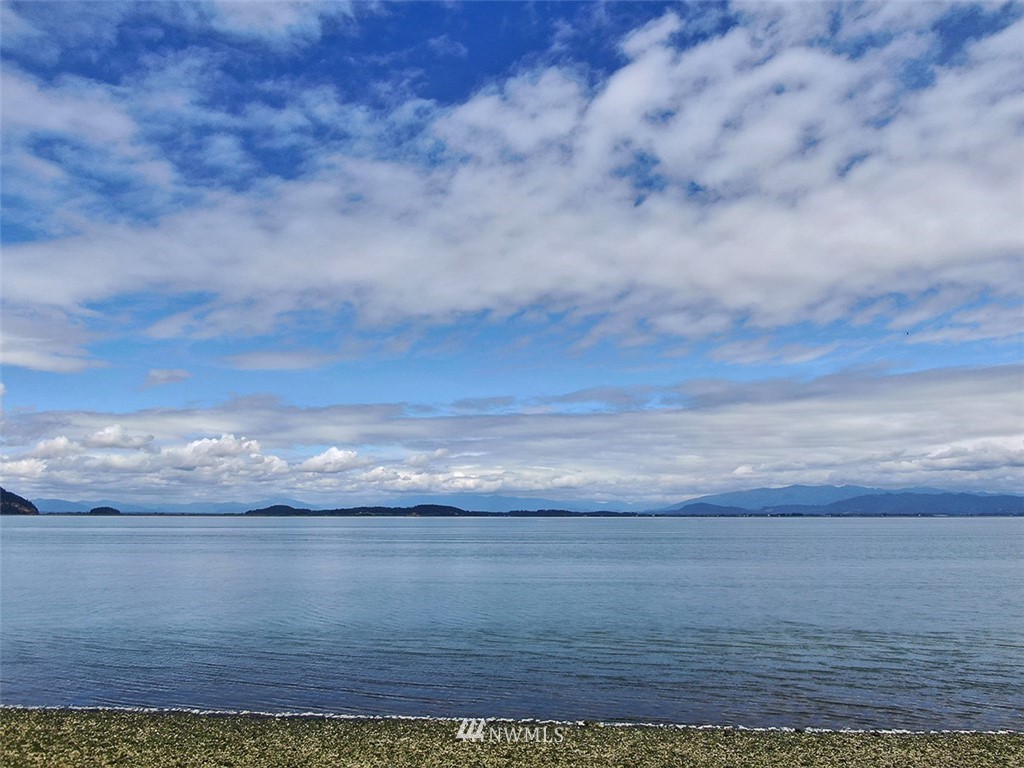 2966 Strawberry Point Road Oak Harbor, WA 98277 - Photo 8 of 39 Gallery Image 8