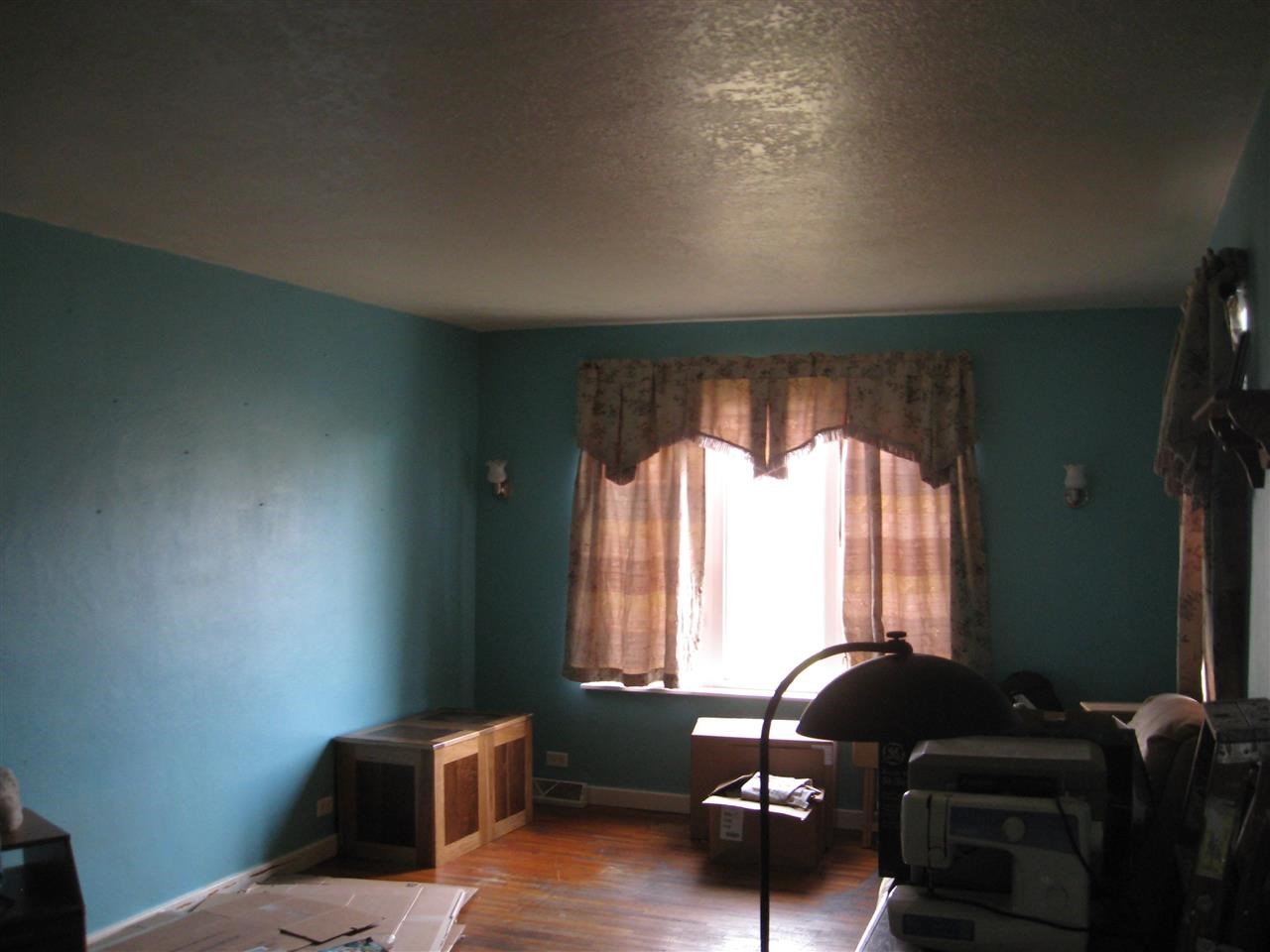 47 Scott Street Rochester, IN 46975 - Photo 3 of 10