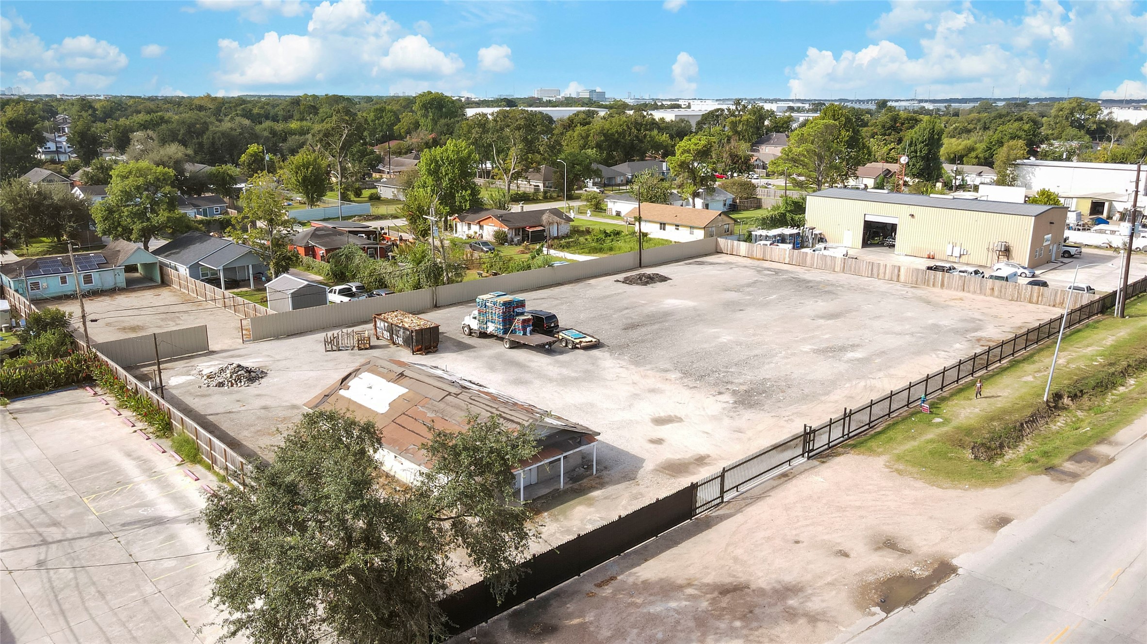 10215 Tanner Road Houston, TX 77041 - Photo 4 of 10