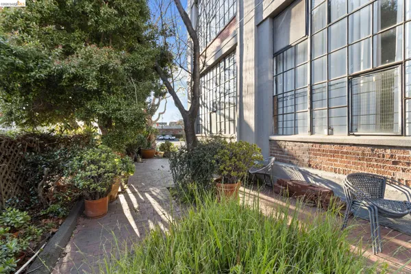 $499,000 | 4053 Harlan Street, Unit 313, Emeryville, CA 94608