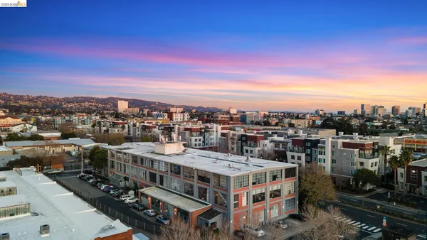 $499,000 | 4053 Harlan Street, Unit 313, Emeryville, CA 94608