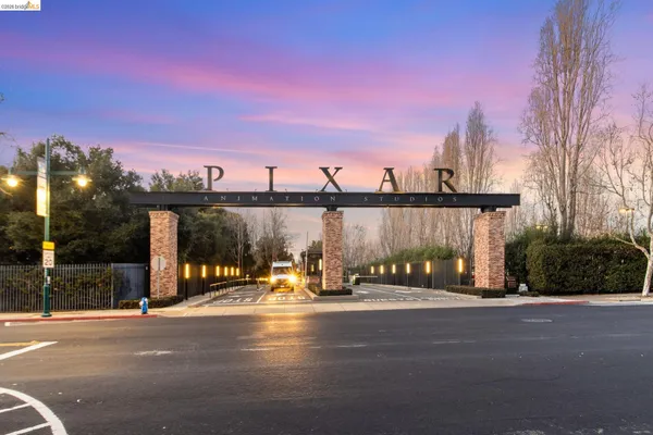 $499,000 | 4053 Harlan Street, Unit 313, Emeryville, CA 94608