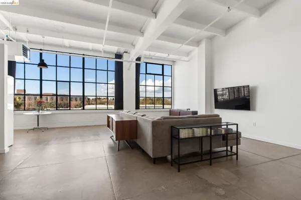 $499,000 | 4053 Harlan Street, Unit 313, Emeryville, CA 94608