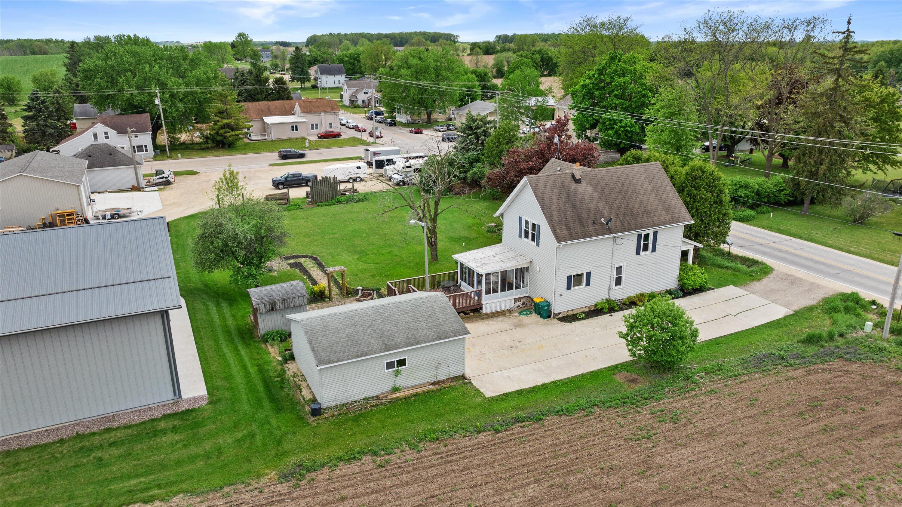 8922 County Highway West Wayne, WI 53010 - Photo 43 of 59 Aerial view