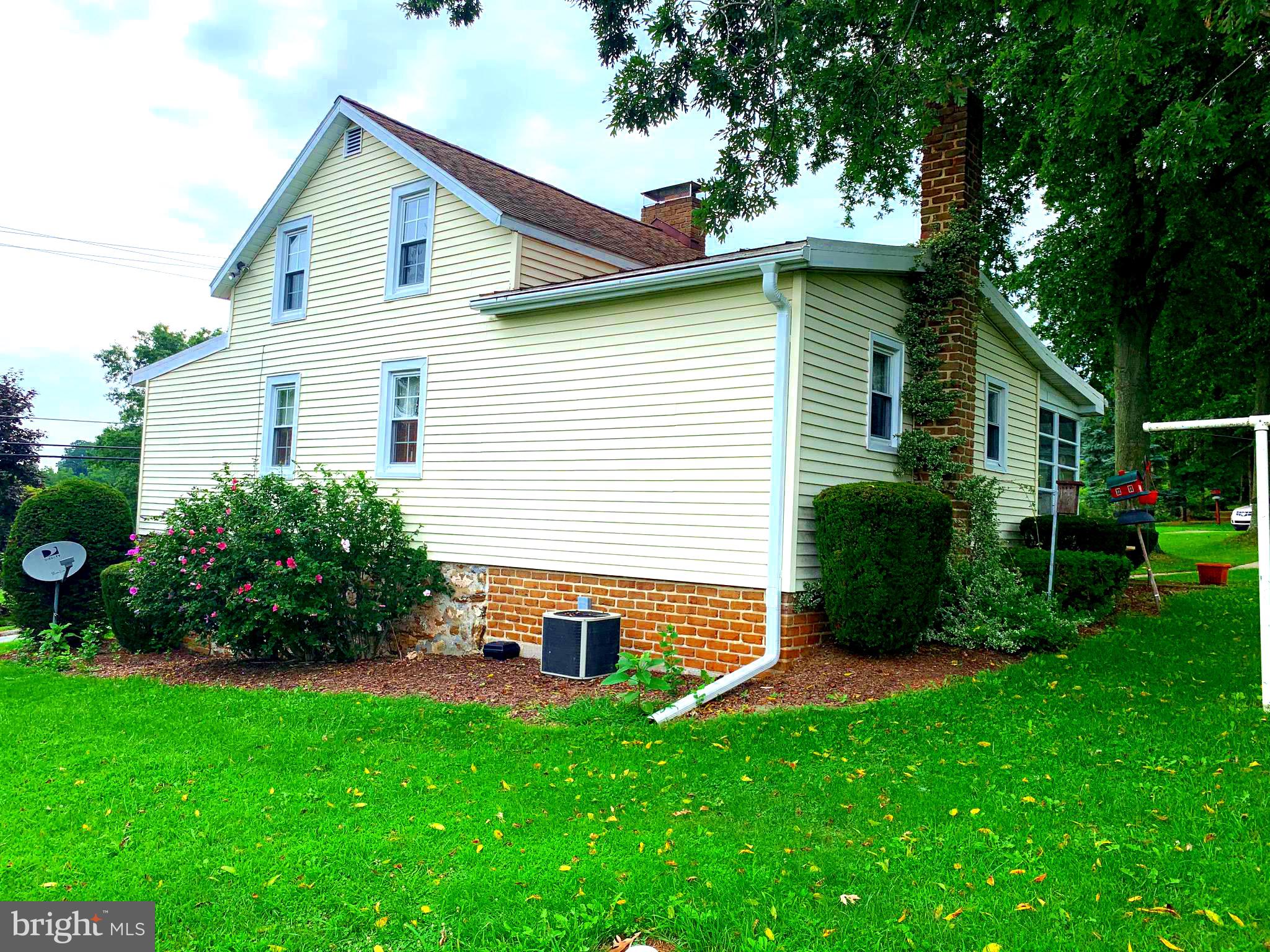 2266 Slagel Road Spring Grove, PA 17362 - Photo 6 of 57