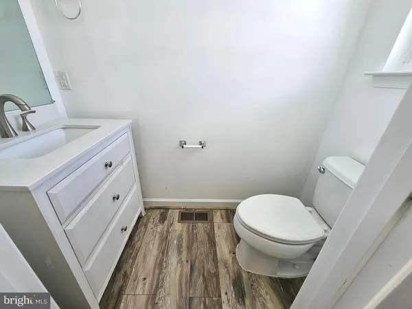 wooden floor in a room