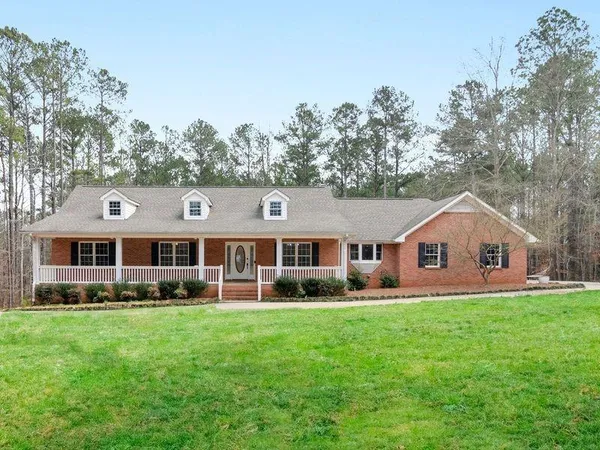 $2,600 | 305 Riverbend Drive, McDonough, GA 30252