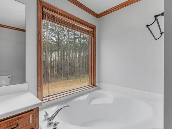 $2,600 | 305 Riverbend Drive, McDonough, GA 30252