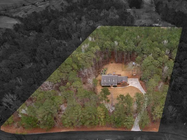 $2,600 | 305 Riverbend Drive, McDonough, GA 30252