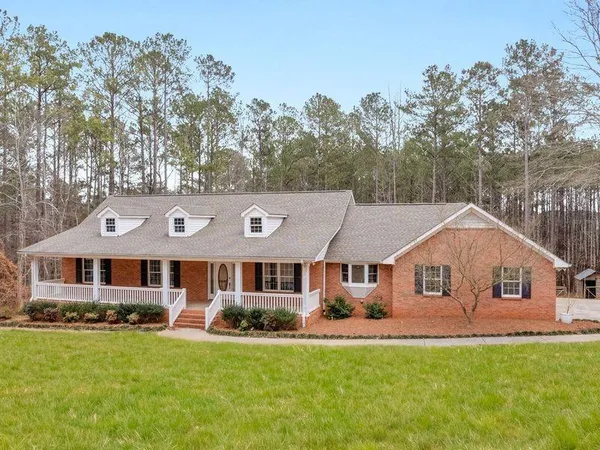 $2,600 | 305 Riverbend Drive, McDonough, GA 30252