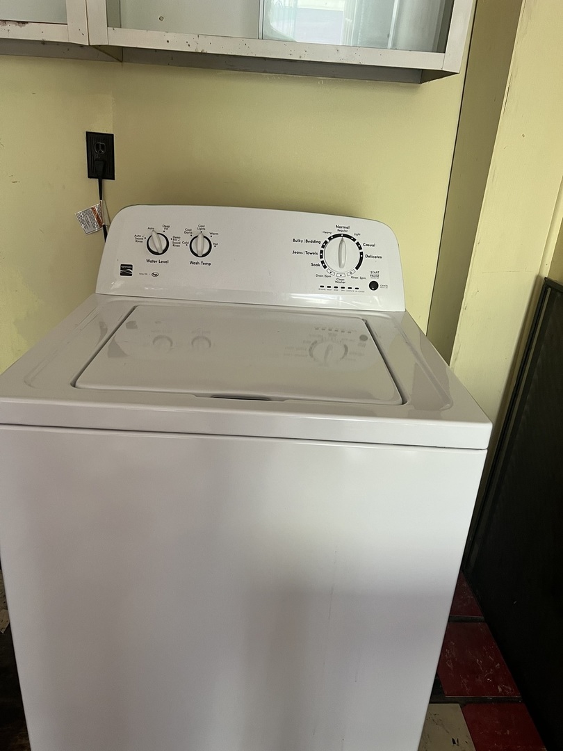 356 East Fulton Street Paxton, IL 60957 - Photo 17 of 25 a view of washer and dryer