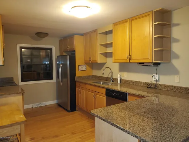 $2,695 | 5919 Sidbury Road, Castle Hayne, NC 28429