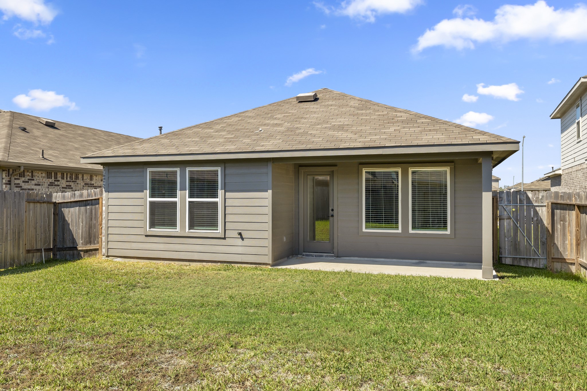 5402 Auburn Gardens Court Spring, TX 77373 - Photo 30 of 31 a front view of house with yard