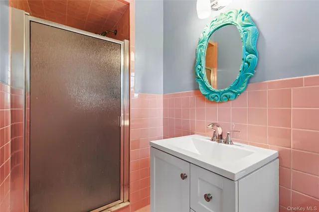 $1,799,000 | 4 Mark Drive, Rye Brook, NY 10573