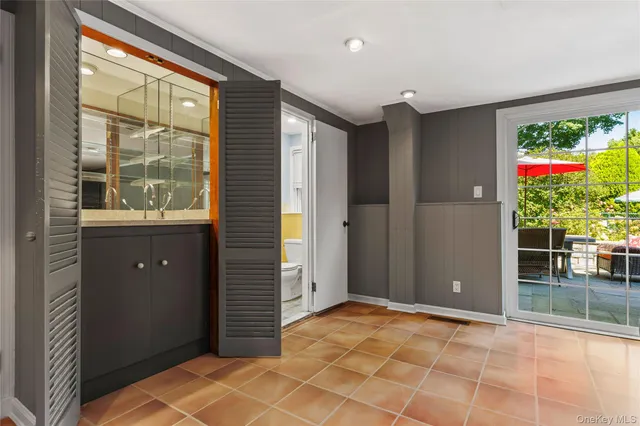 $1,799,000 | 4 Mark Drive, Rye Brook, NY 10573