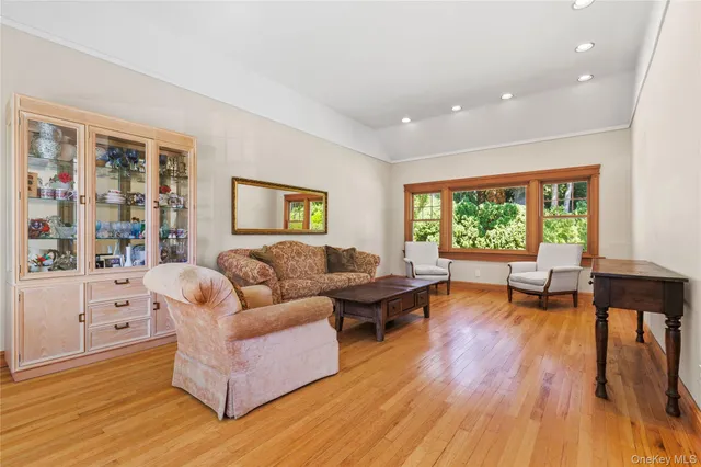 $1,799,000 | 4 Mark Drive, Rye Brook, NY 10573