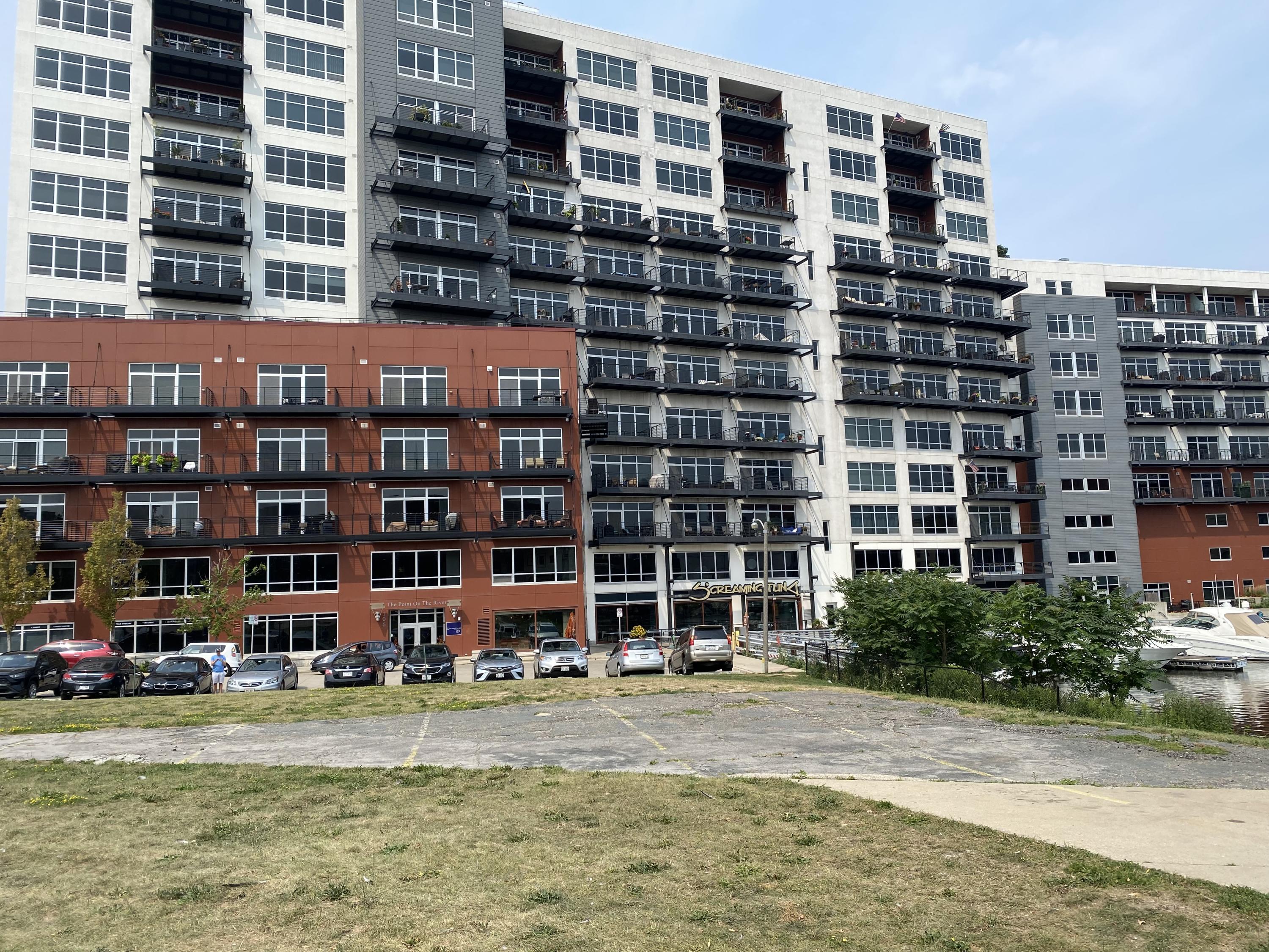 106 West Seeboth Street, Unit 821 Milwaukee, WI 53204 - Photo 1 of 1 IMG_2821