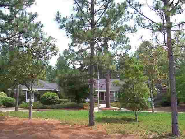 65 Harlow Road Pinehurst, NC 28374 - Photo 1 of 9 Primary Photo